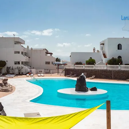 T239 - Black & White Costa Teguise